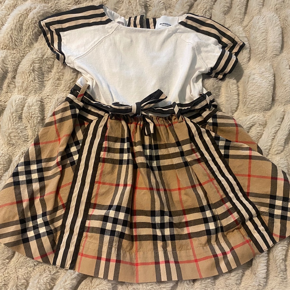 BURBERRY Kids Two Toned Stripe Dress Size 12 Months